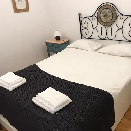 Bairro Alto - 1st Floor Apartment *