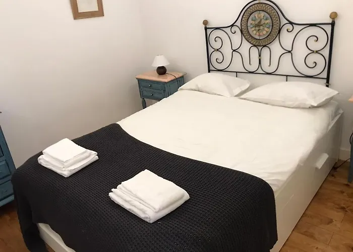 Bairro Alto - 1st Floor Apartment *