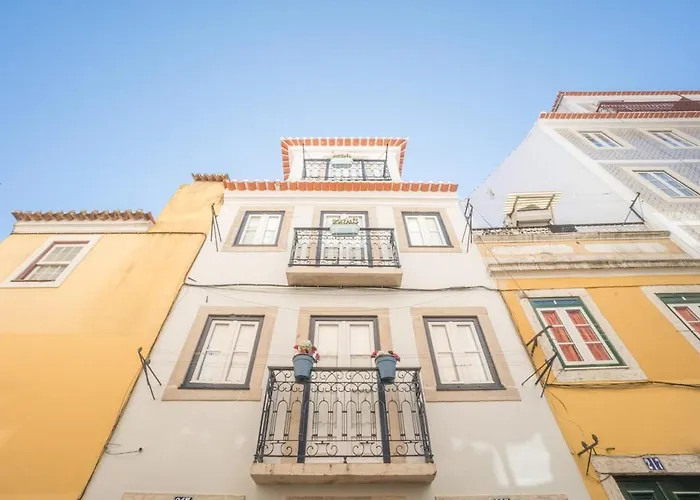 Bairro Alto - 1st Floor * Lizbona