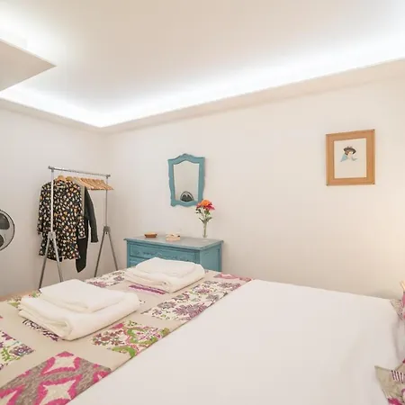 Апартаменти Bairro Alto - 1st Floor Лісабон